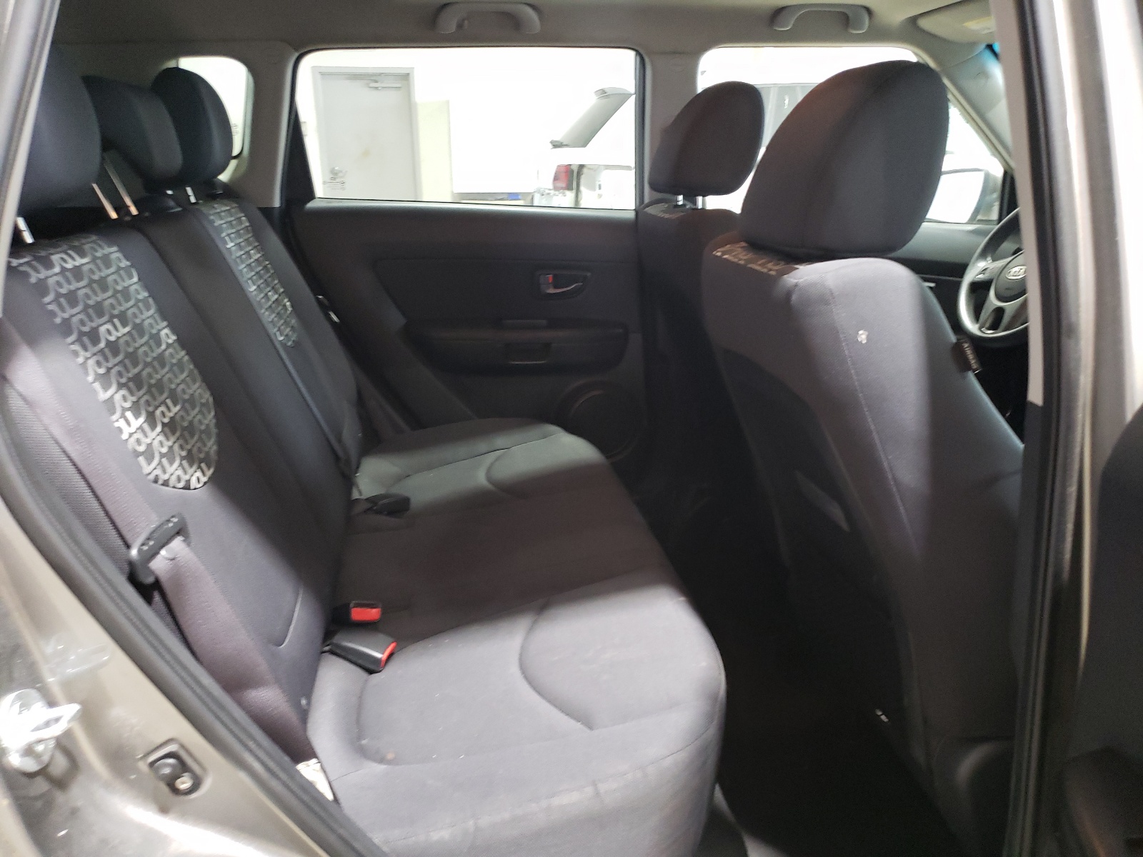 KNDJT2A2XB7197633 2011 Kia Soul +