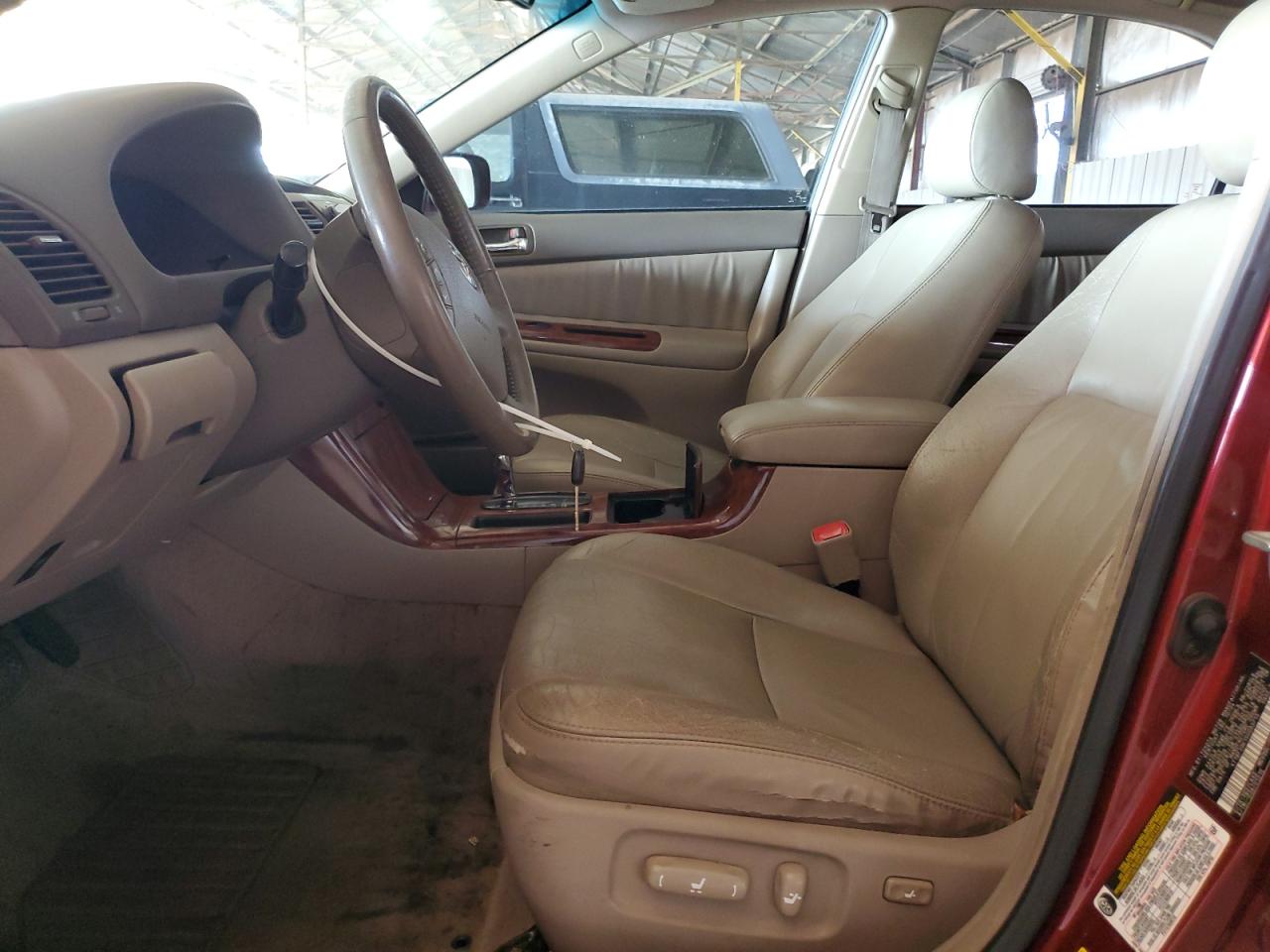 2005 Toyota Camry Le VIN: 4T1BF30K15U093715 Lot: 64596384