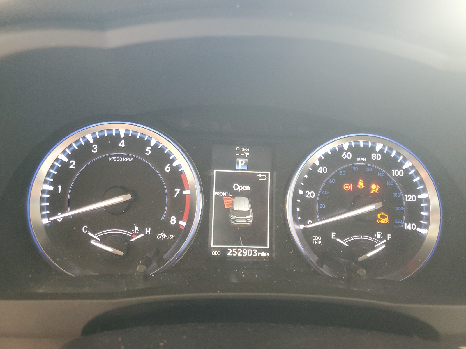 5TDKKRFH8FS069173 2015 Toyota Highlander Xle