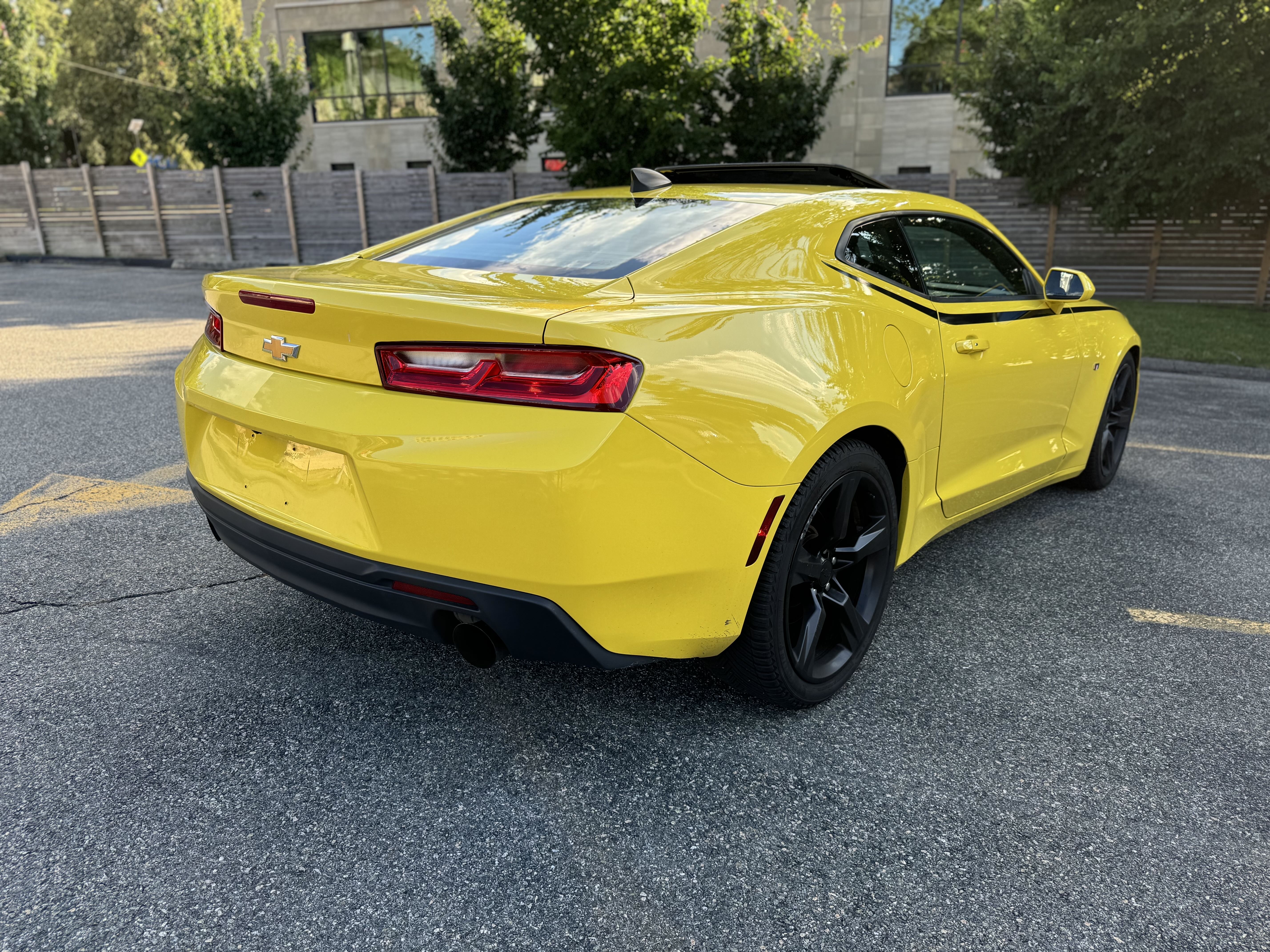 2017 Chevrolet Camaro Lt vin: 1G1FB1RX1H0119769