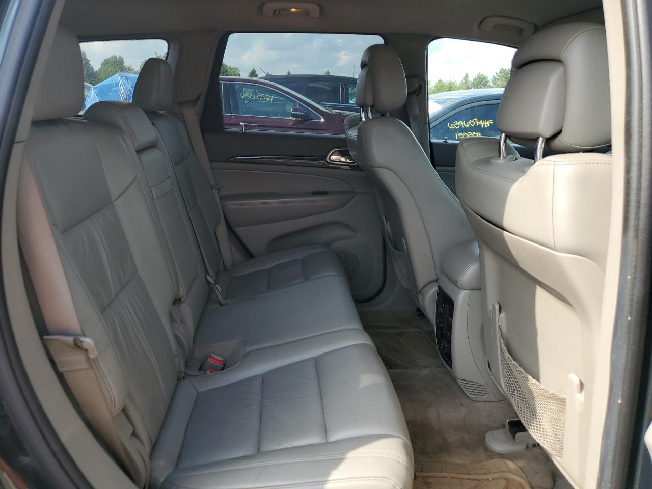 2011 Jeep Grand Cherokee Laredo VIN: 1J4RR4GT5BC548673 Lot: 63090964