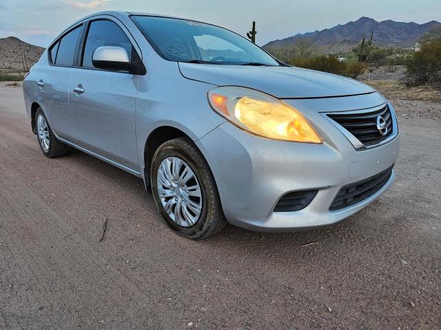 2013 Nissan Versa S vin: 3N1CN7AP6DL879468