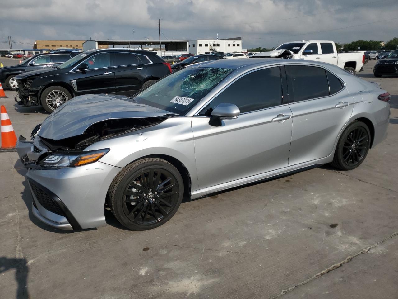 4T1K61AKXRU264180 2024 TOYOTA CAMRY - Image 1