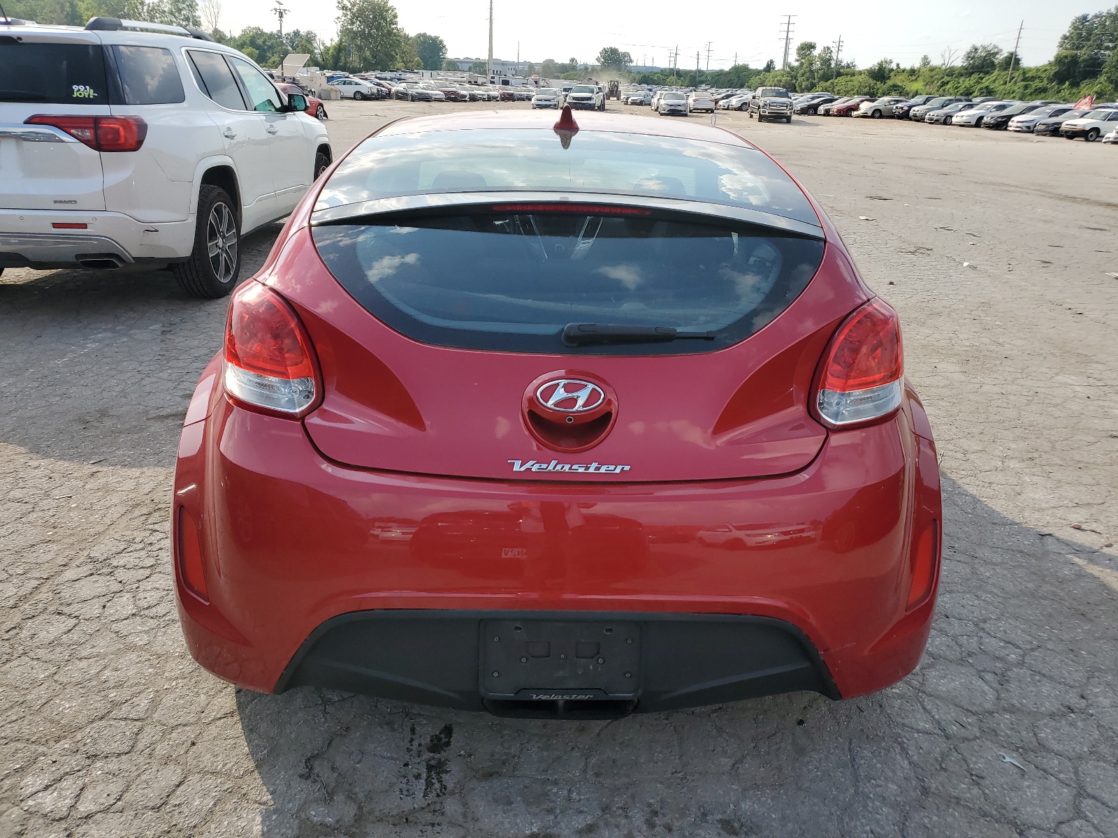 KMHTC6AD2GU261640 2016 Hyundai Veloster