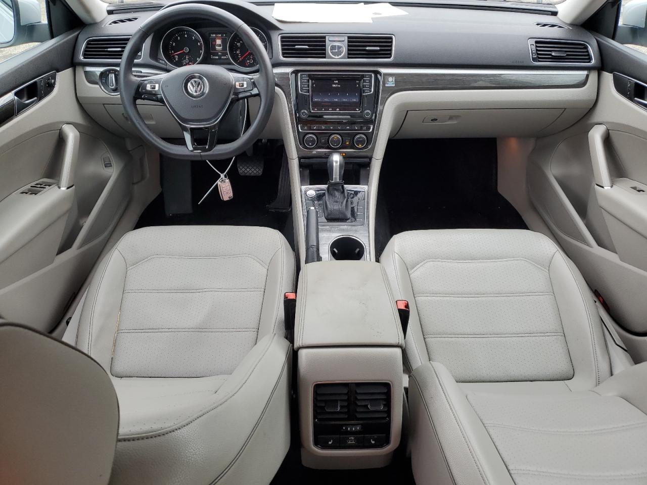 2017 Volkswagen Passat Se VIN: 1VWGT7A39HC057859 Lot: 64120084