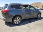 2011 Chevrolet Traverse Ltz للبيع في Colton، CA - Minor Dent/Scratches