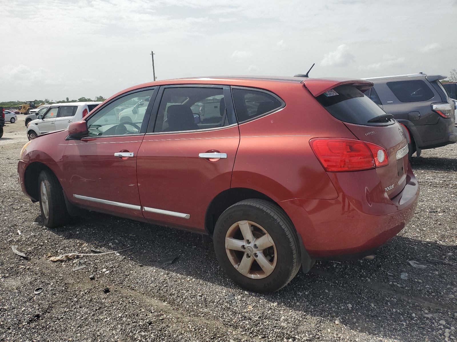 2013 Nissan Rogue S vin: JN8AS5MTXDW028914