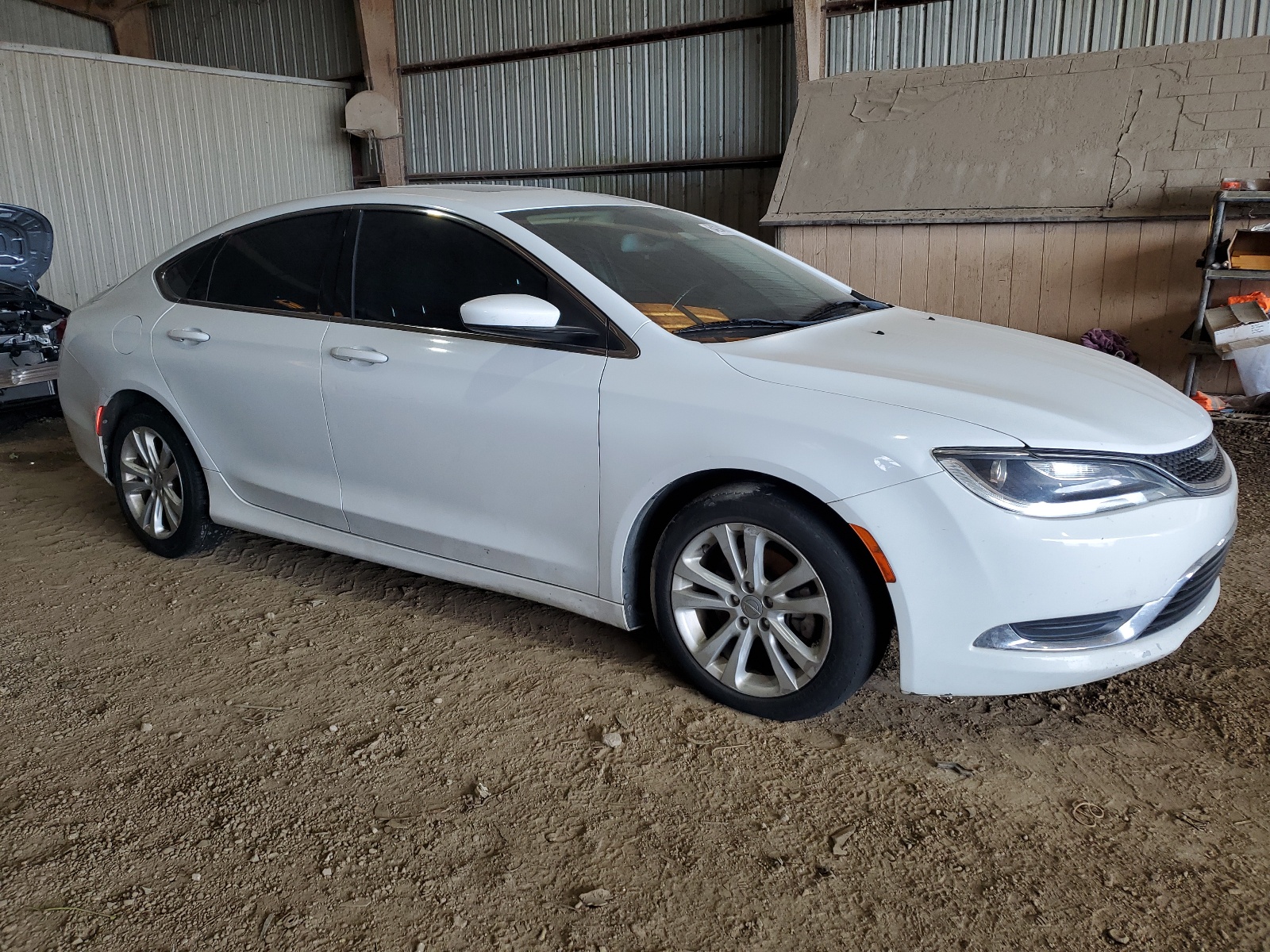 2015 Chrysler 200 Limited vin: 1C3CCCAB1FN707775