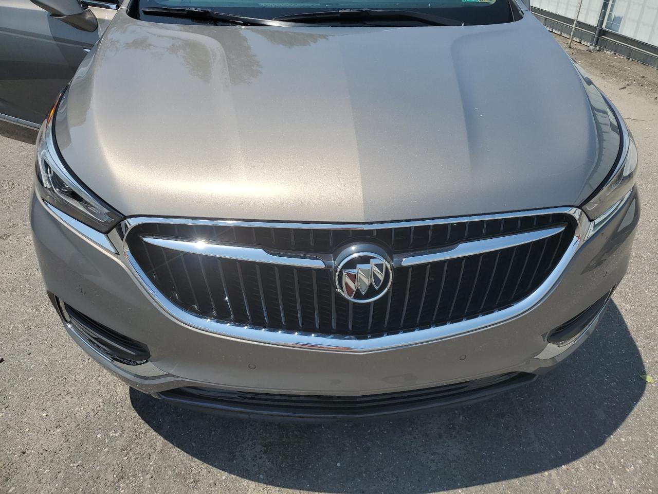 2018 Buick Enclave Premium VIN: 5GAEVBKW2JJ145509 Lot: 63435054