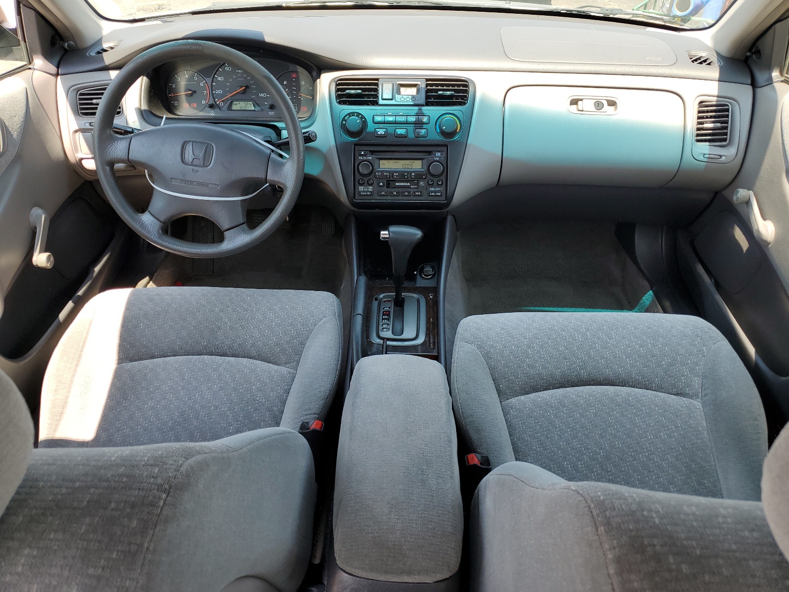 1HGCF86691A039057 2001 Honda Accord Value