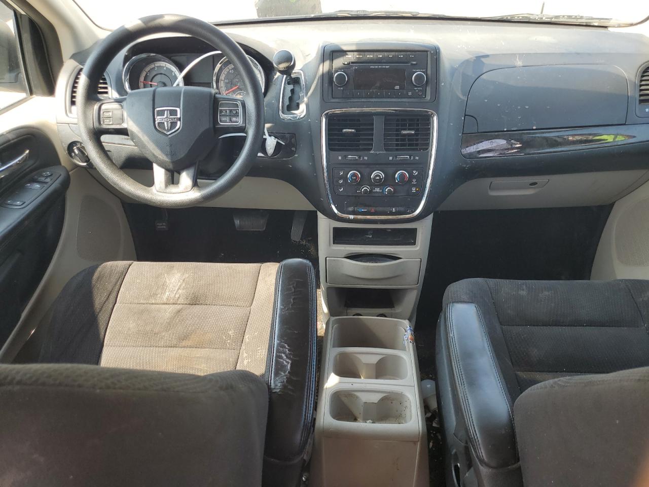 2015 Dodge Caravan - Image 8