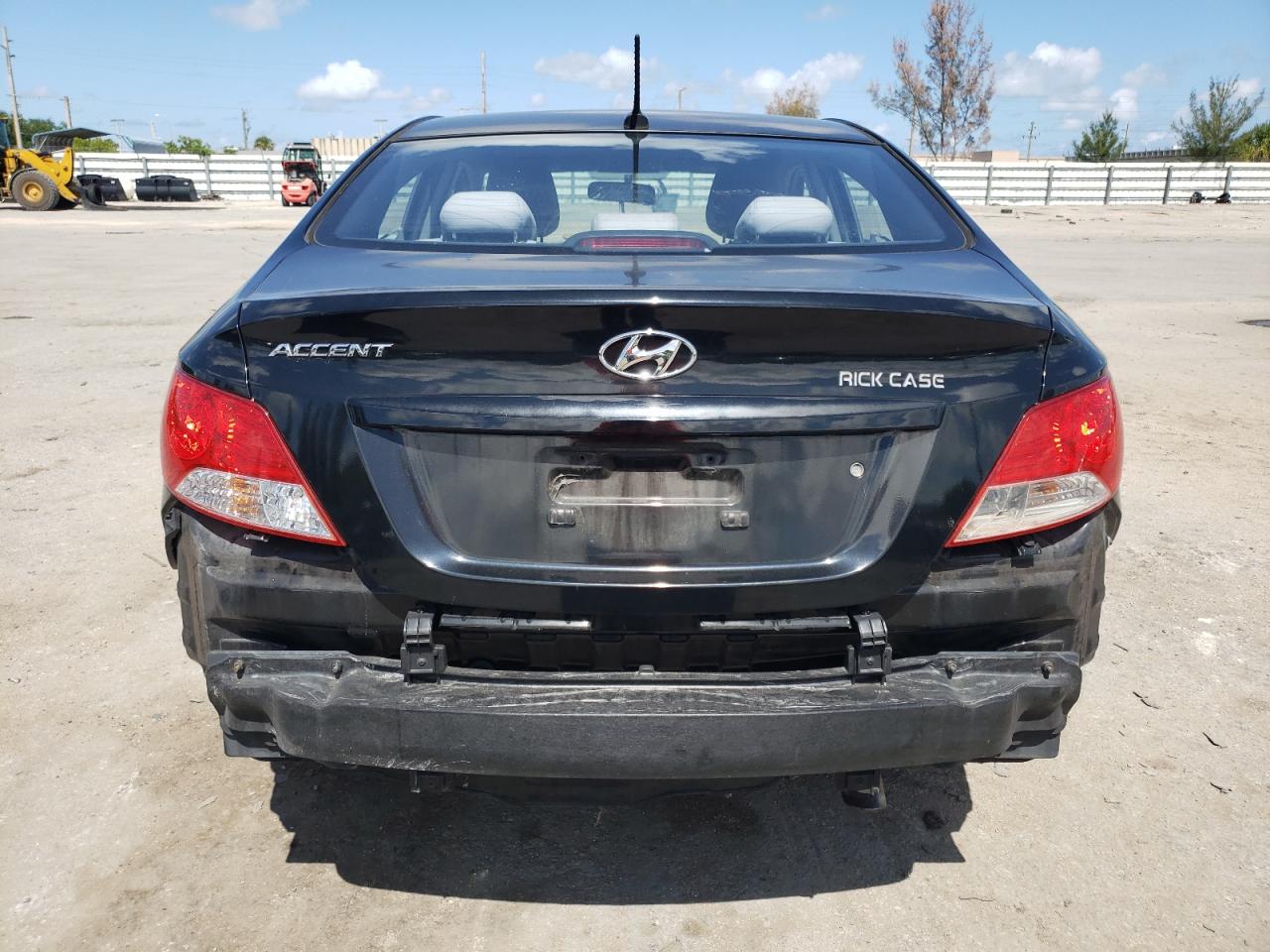 2014 Hyundai Accent Gls VIN: KMHCT4AE1EU758351 Lot: 63336874