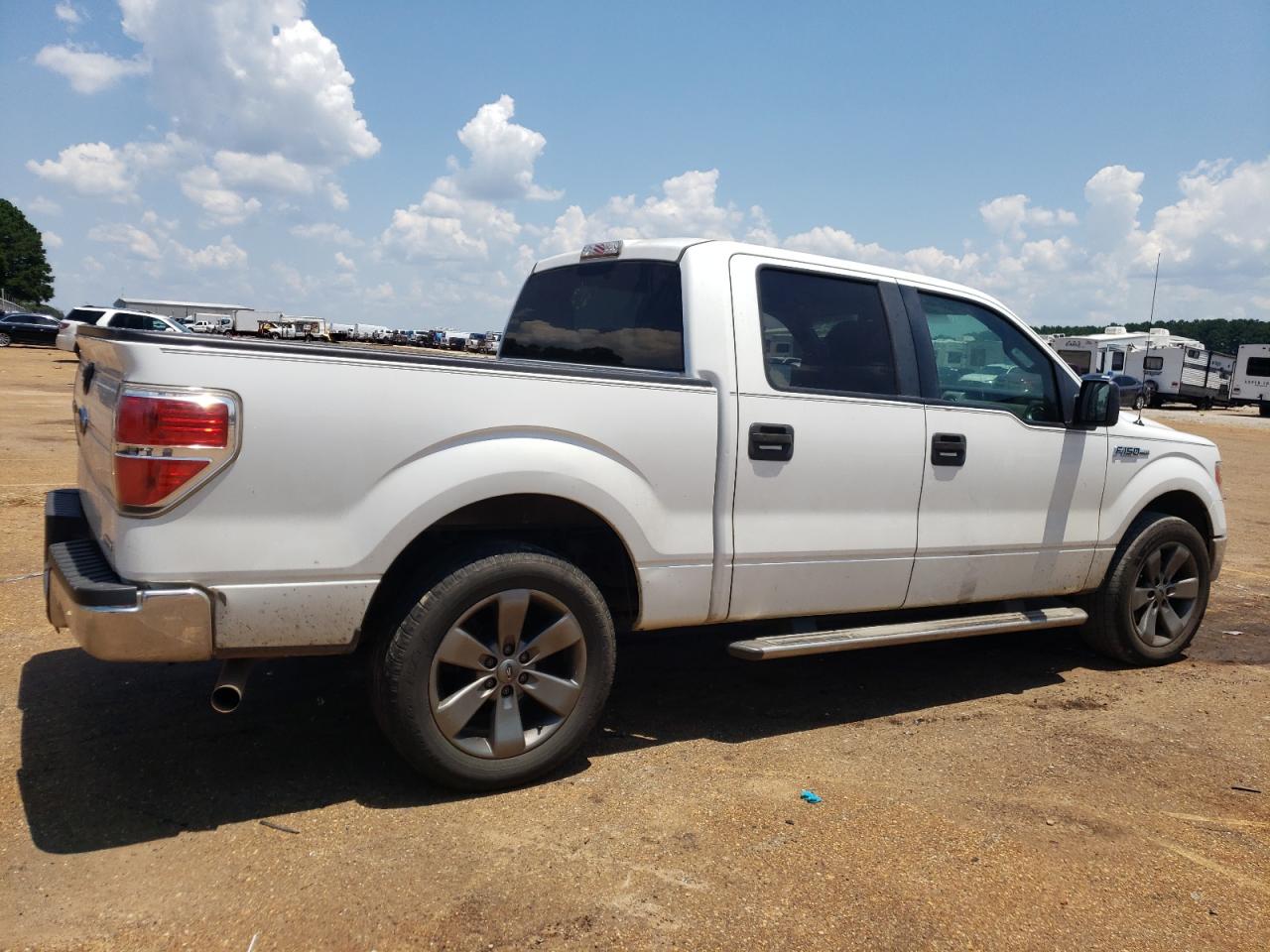 1FTFW1CF1DKF20975 2013 Ford F150 Supercrew