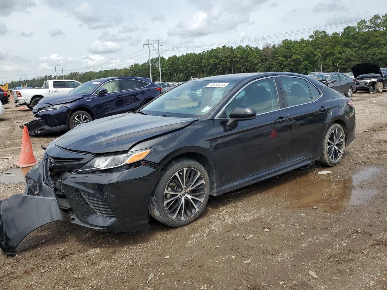 4T1G11AKXLU945564 2020 TOYOTA CAMRY - Image 1