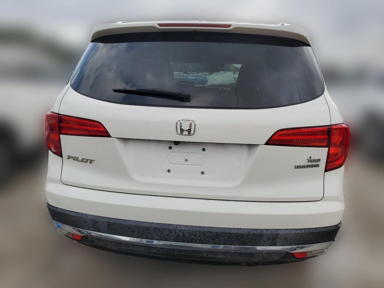 2017 Honda Pilot Touring VIN: 5FNYF5H93HB042628 Lot: 63631864