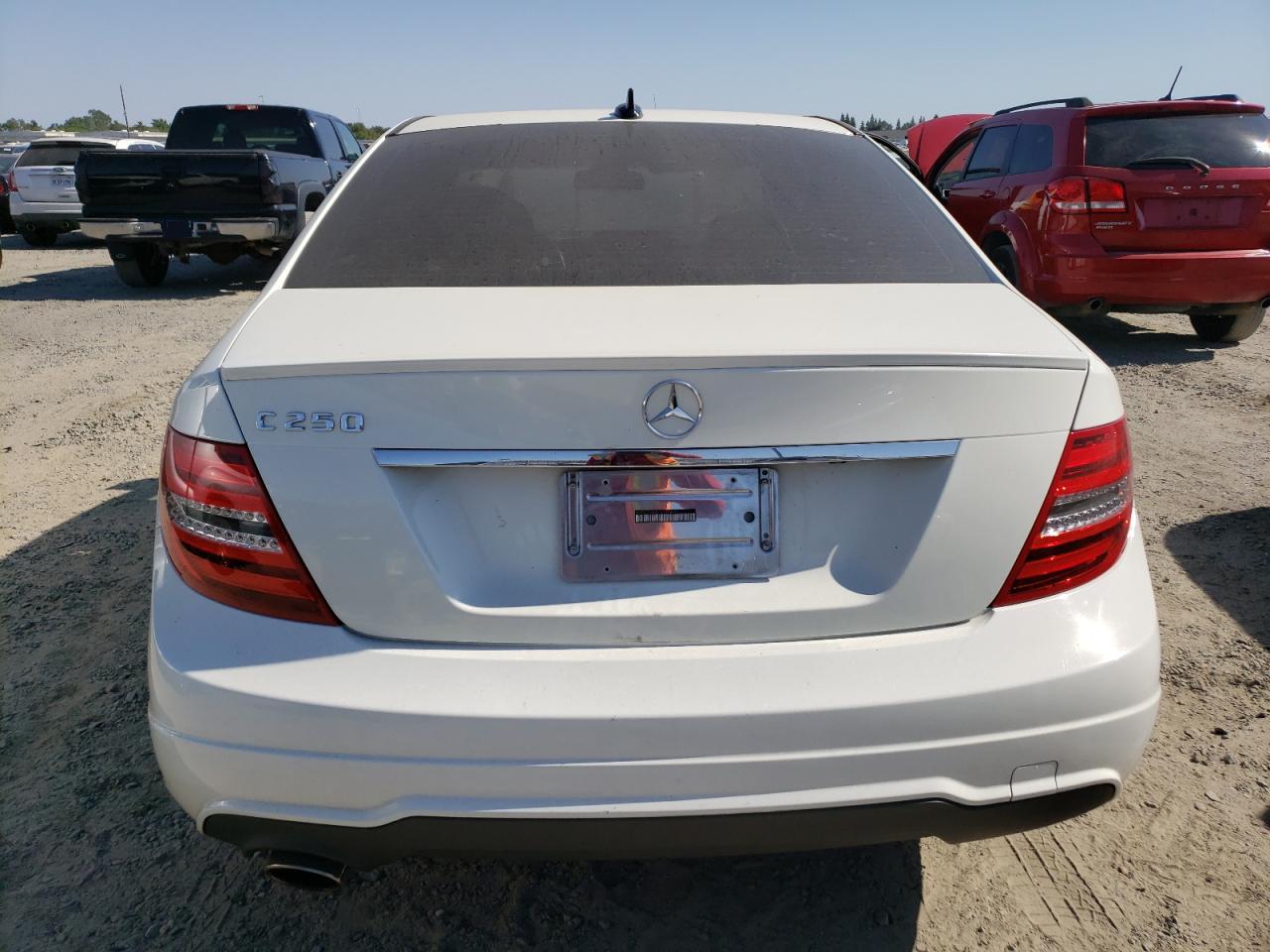 2012 Mercedes-Benz C 250 VIN: WDDGF4HB8CR205677 Lot: 62648714