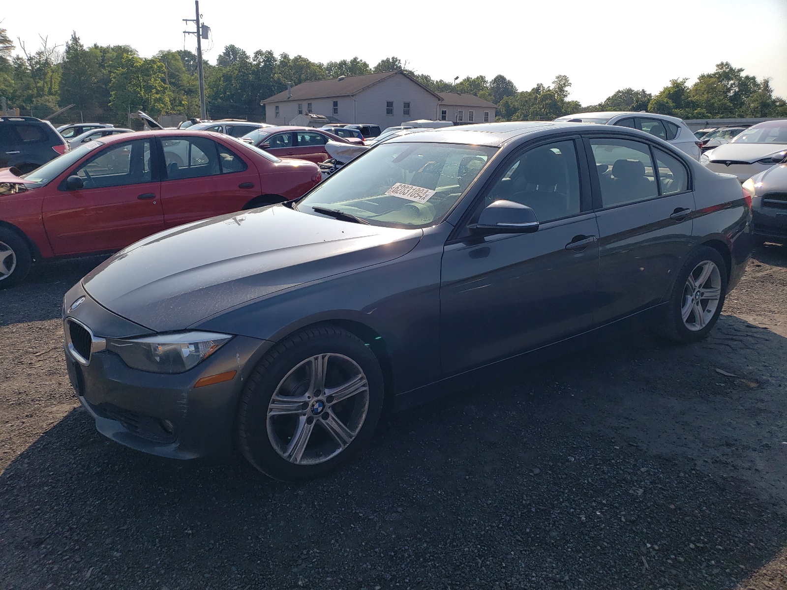 2013 BMW 328 Xi Sulev vin: WBA3B5G56DNS05317