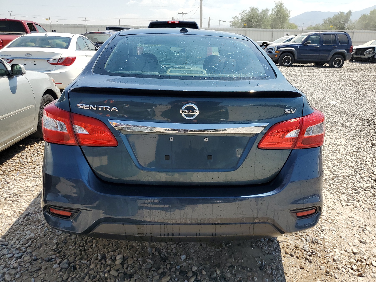 2016 Nissan Sentra S vin: 3N1AB7AP5GY216982