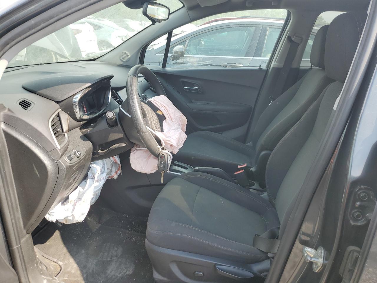 2020 Chevrolet Trax Ls VIN: 3GNCJKSB1LL116164 Lot: 61850244