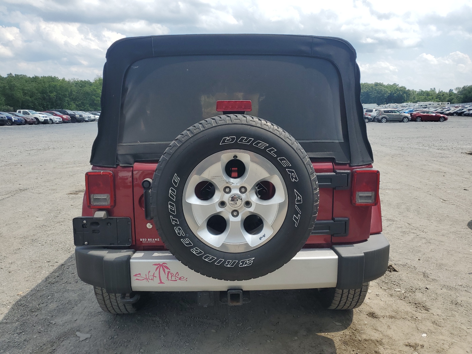 1C4BJWEG0DL521142 2013 Jeep Wrangler Unlimited Sahara