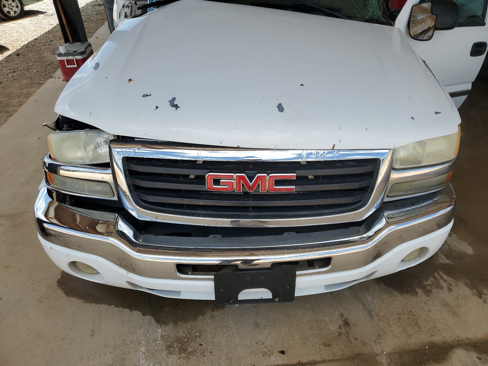 2GTEC19V141110101 2004 GMC New Sierra C1500