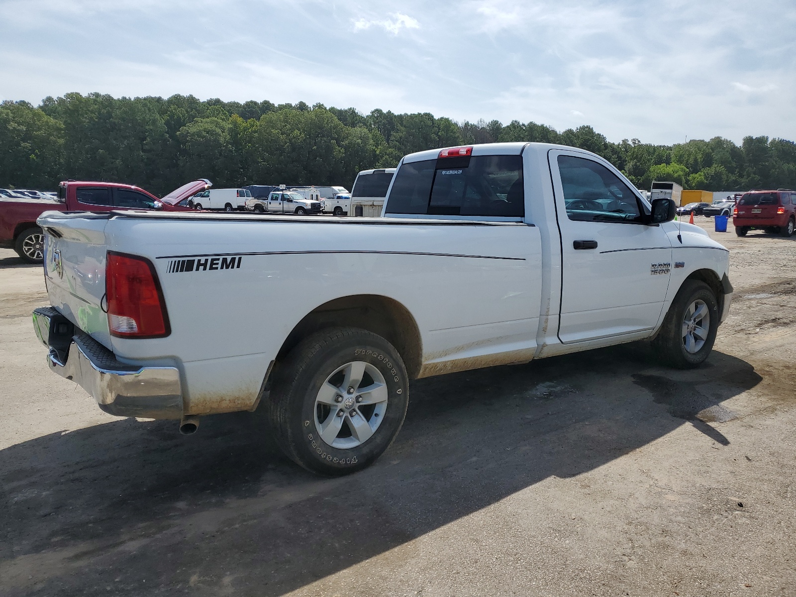 2017 Ram 1500 St vin: 3C6JR6DT8HG548134