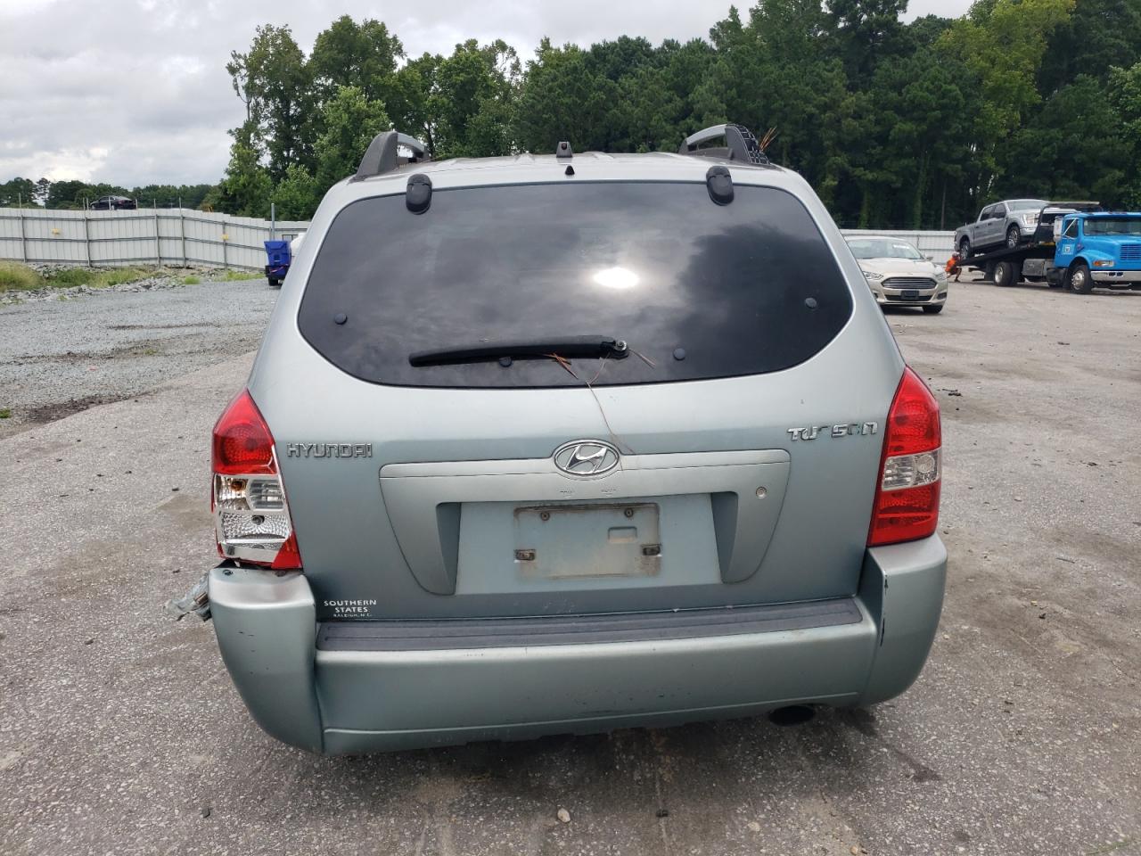 2005 Hyundai Tucson Gl VIN: KM8JM12B95U104754 Lot: 64572404