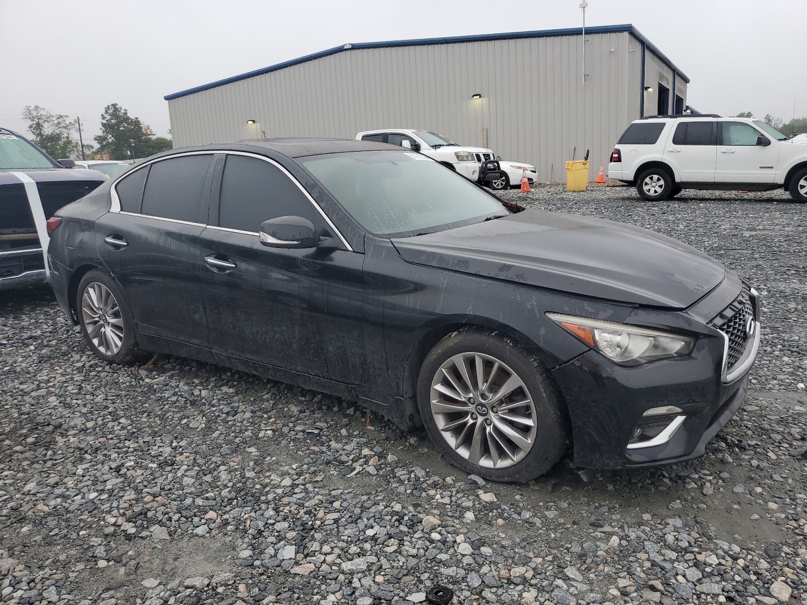 2014 Infiniti Q50 Base vin: JN1BV7AR1EM697309