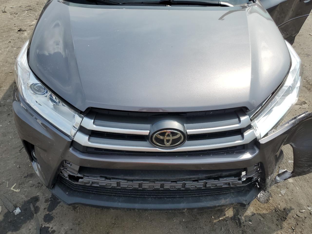 2019 Toyota Highlander Se VIN: 5TDJZRFH9KS599993 Lot: 65191454
