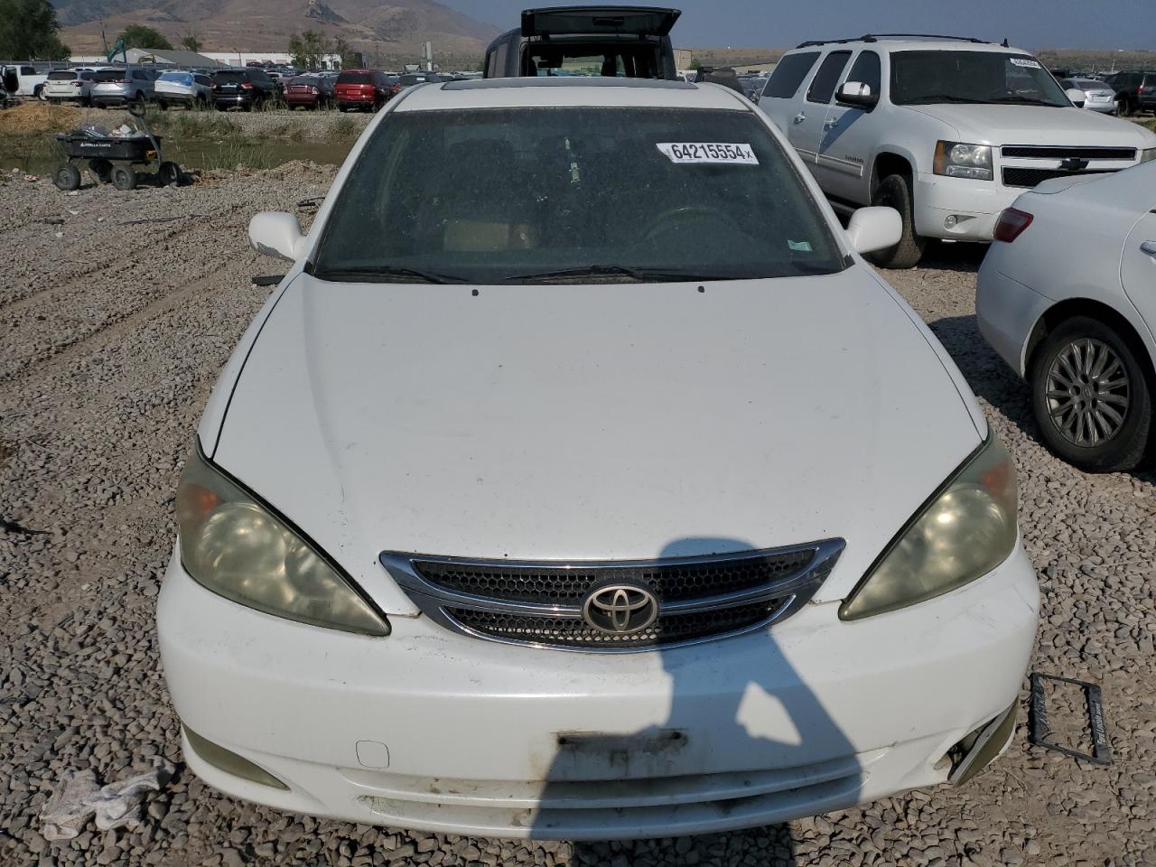 2004 Toyota Camry Le VIN: JTDBE32K540250978 Lot: 64215554