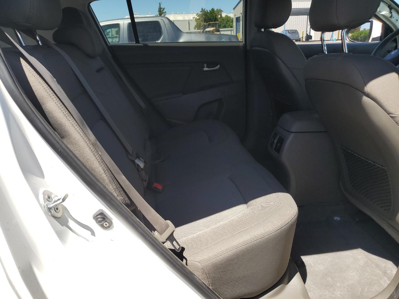 2014 Kia Sportage Base VIN: KNDPB3AC7E7563984 Lot: 65394264