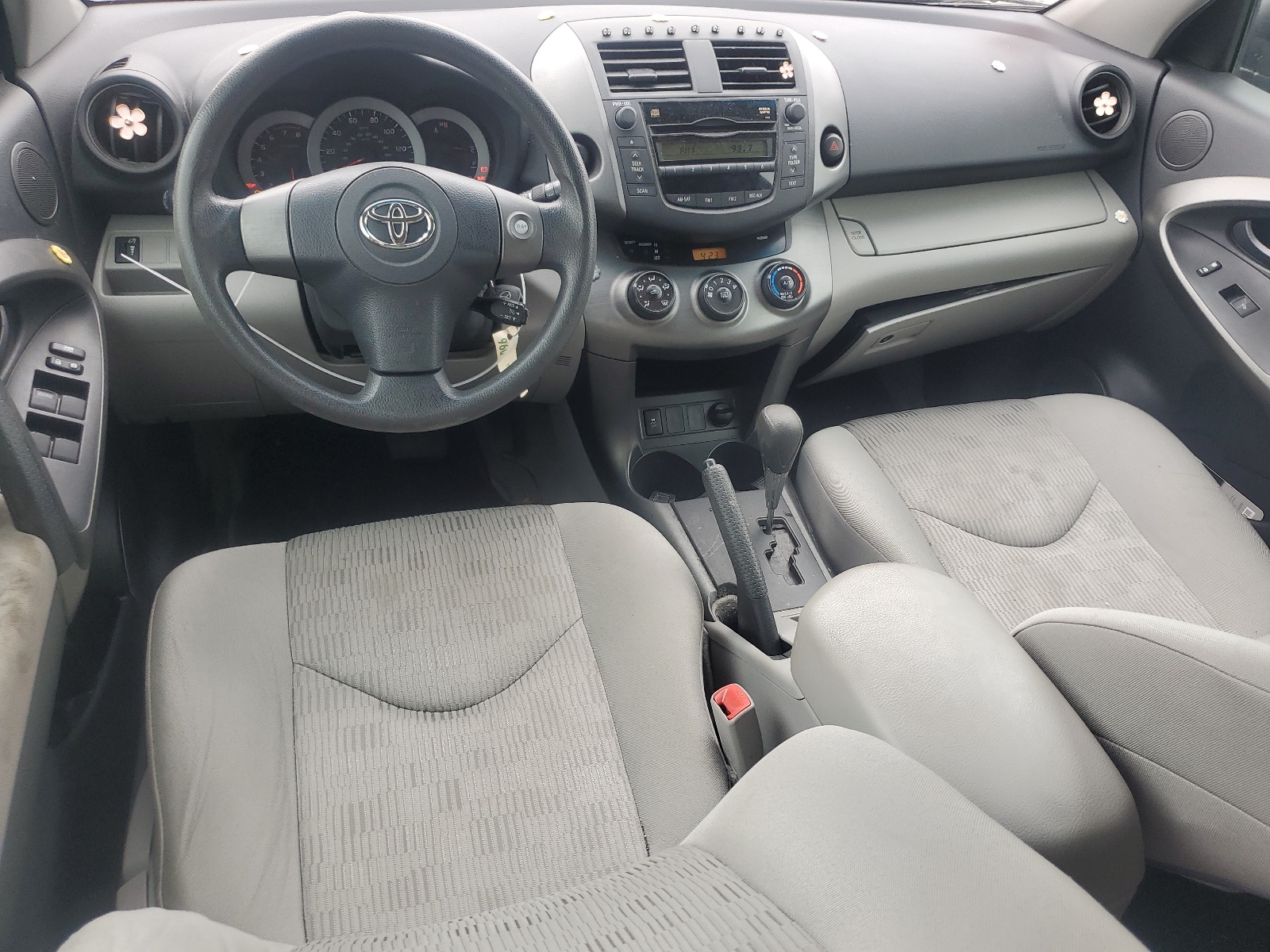 2T3ZF4DV3BW102250 2011 Toyota Rav4