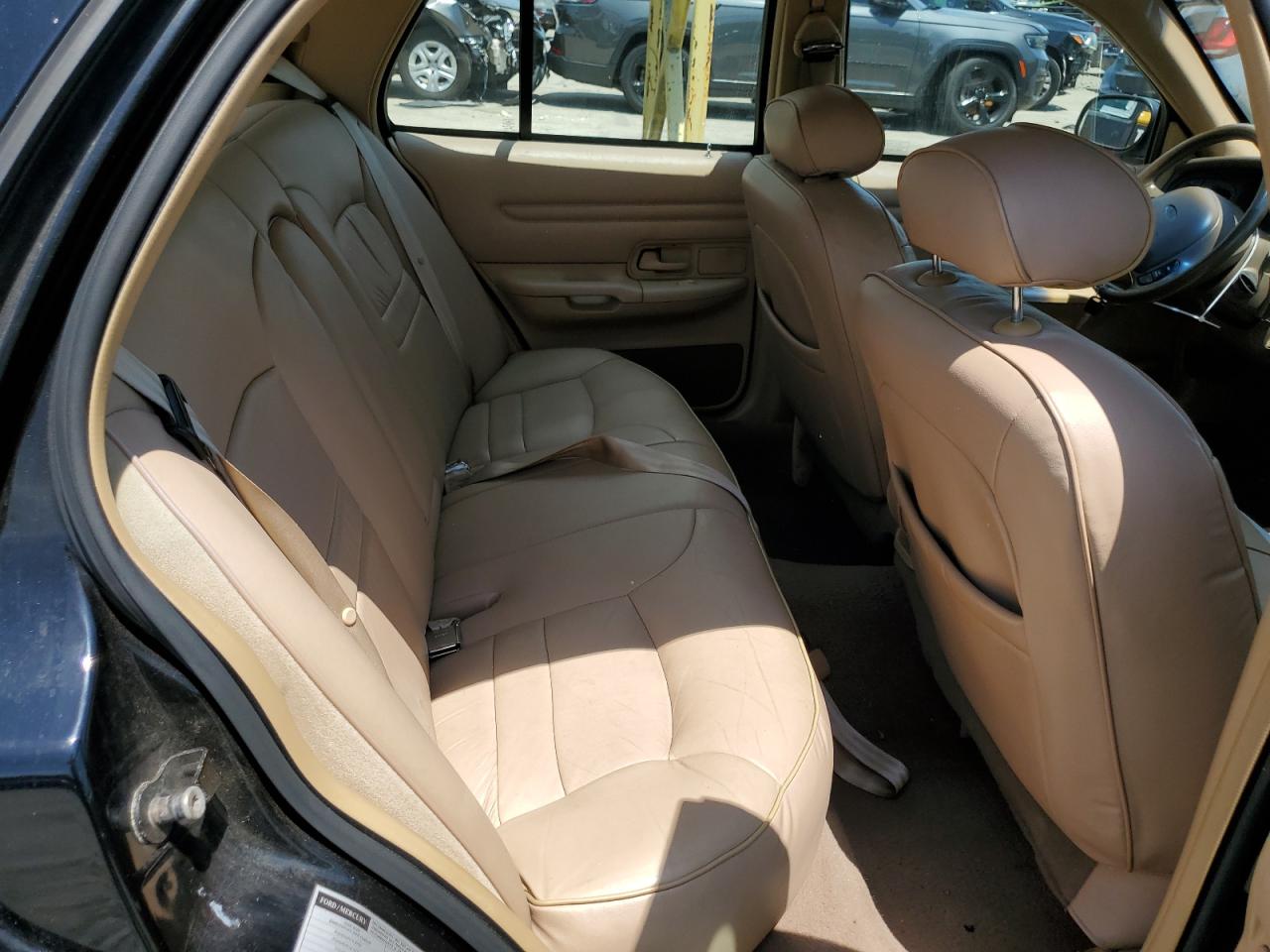 1998 Ford Crown Victoria Lx VIN: 2FAFP74W6WX193140 Lot: 61288904