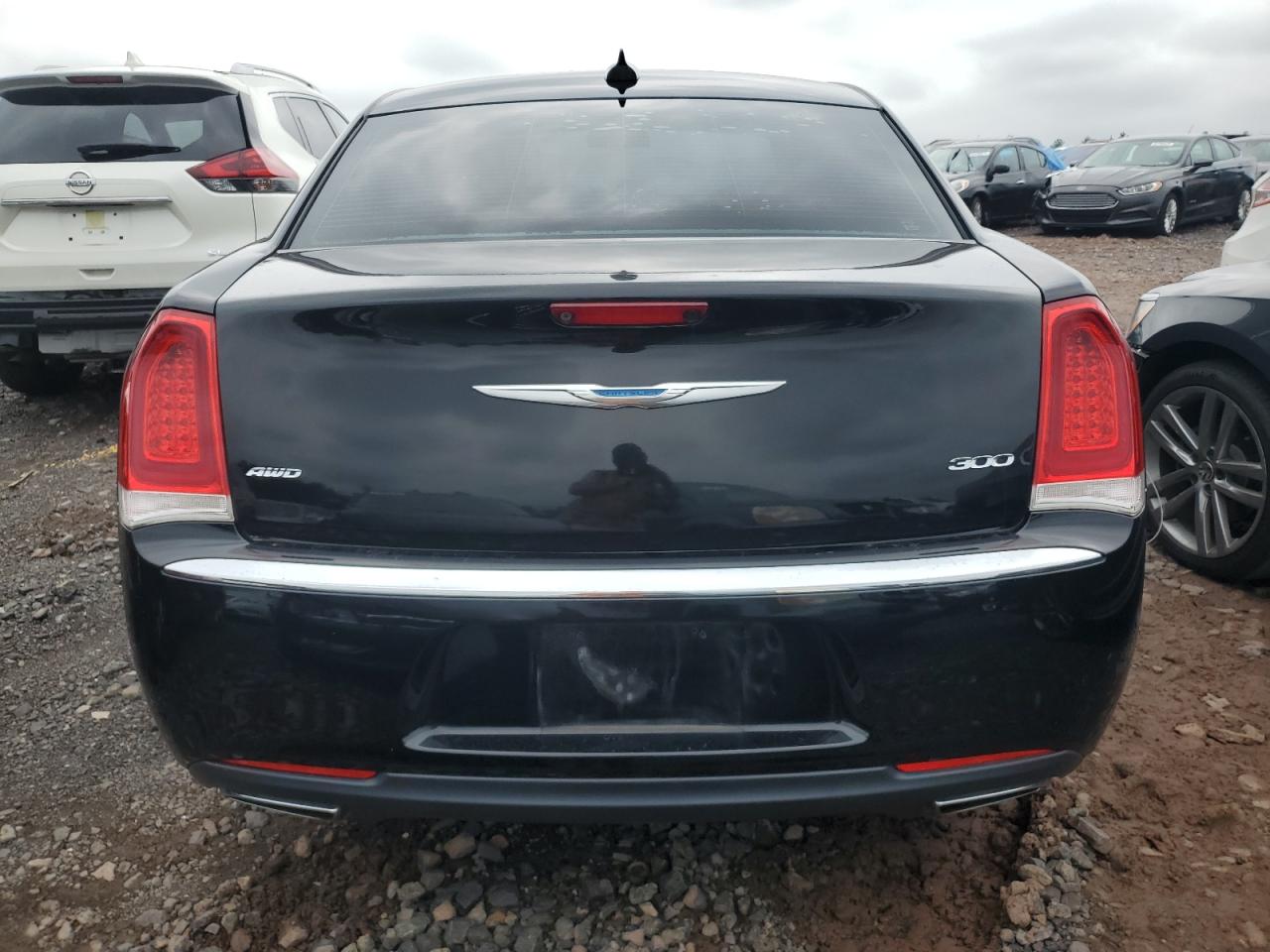 2018 Chrysler 300 Touring VIN: 2C3CCARG1JH181864 Lot: 63698064