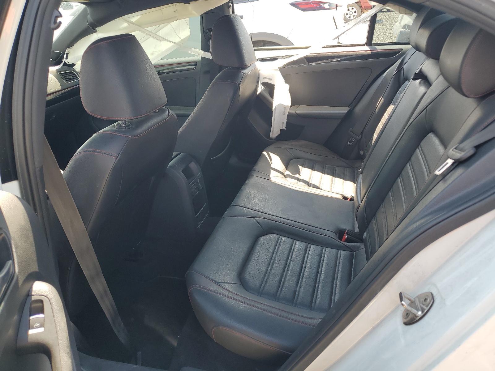 3VW4T7AJ9HM214256 2017 Volkswagen Jetta Gli