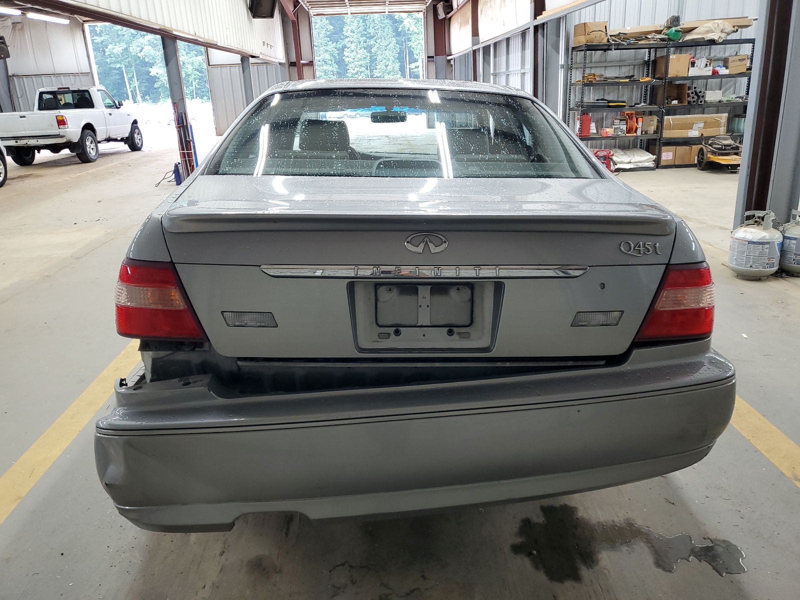 JNKBY31A31M101052 2001 Infiniti Q45 Base