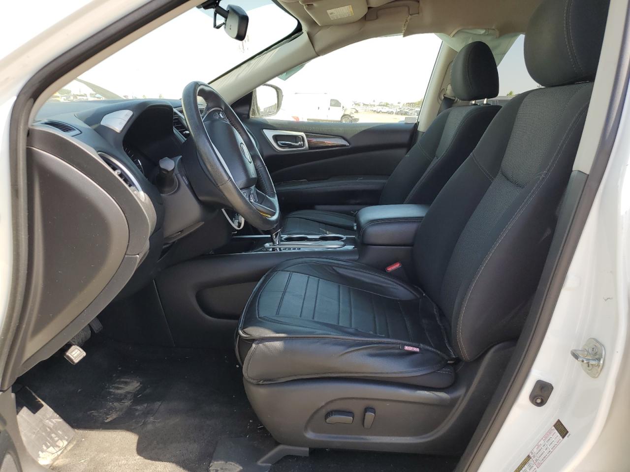 2019 Nissan Pathfinder S VIN: 5N1DR2MN7KC596357 Lot: 63236194