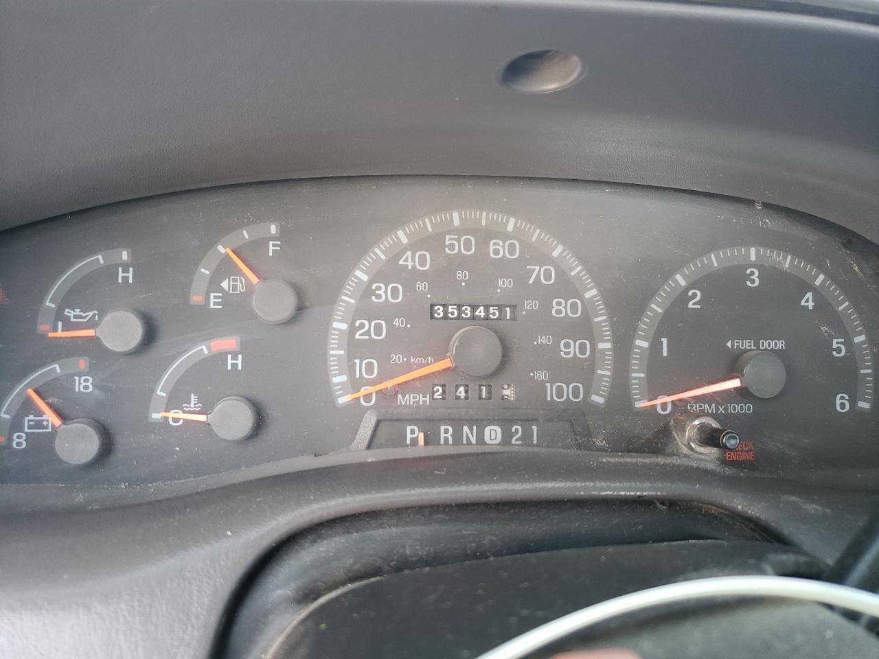 1998 Ford F150 VIN: 1FTDX1721WKA02301 Lot: 61447504