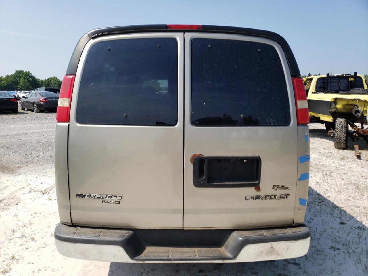 2004 Chevrolet Express G3500 VIN: 1GAHG39U841236166 Lot: 65021454