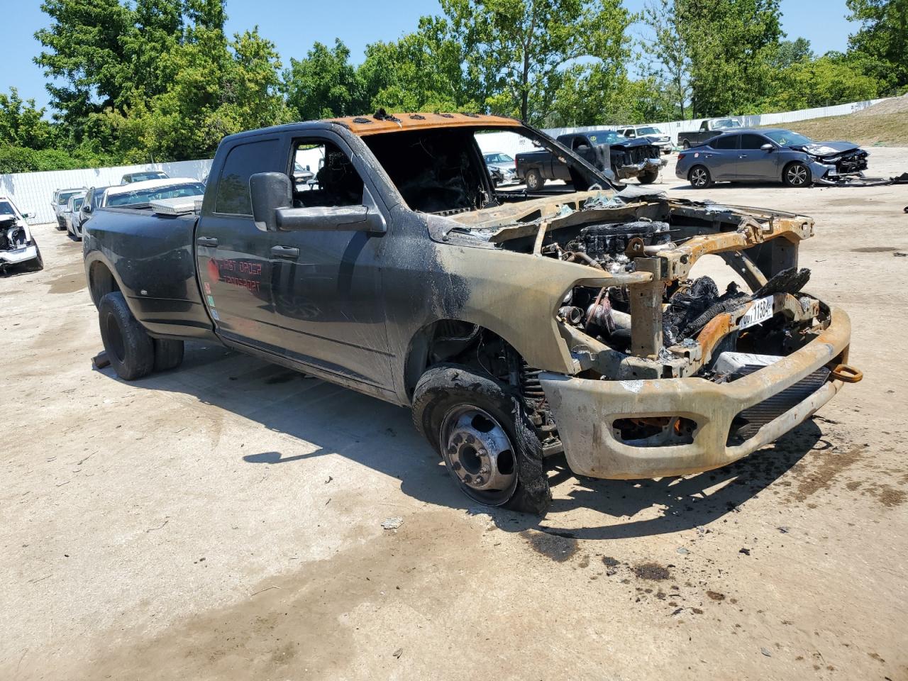 2020 RAM 3500 - Image 4