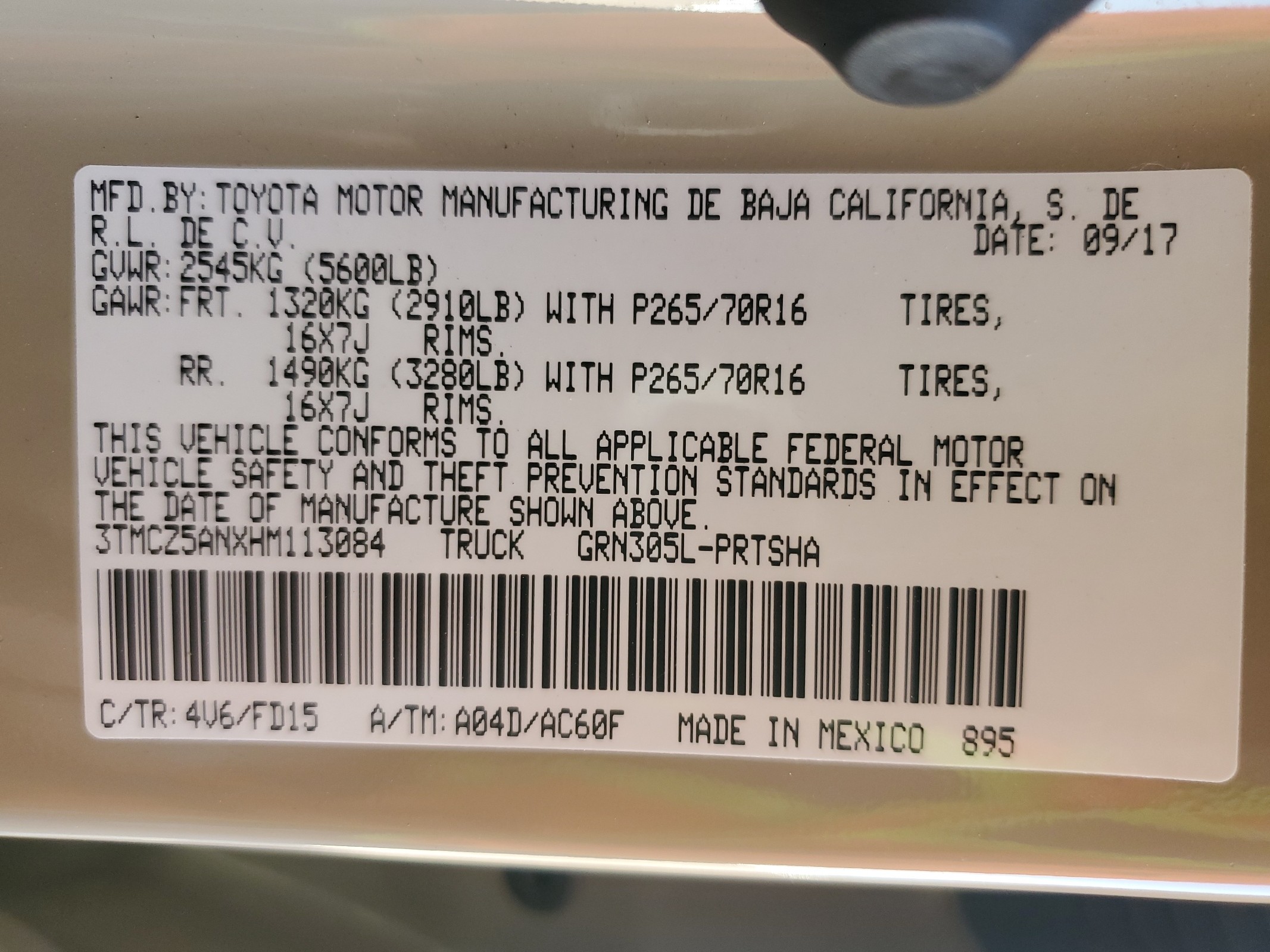 3TMCZ5ANXHM113084 2017 Toyota Tacoma Double Cab