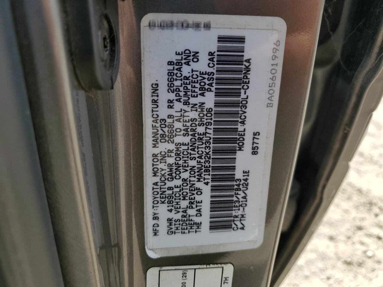 2003 Toyota Camry Le VIN: 4T1BE32K33U779106 Lot: 63313104