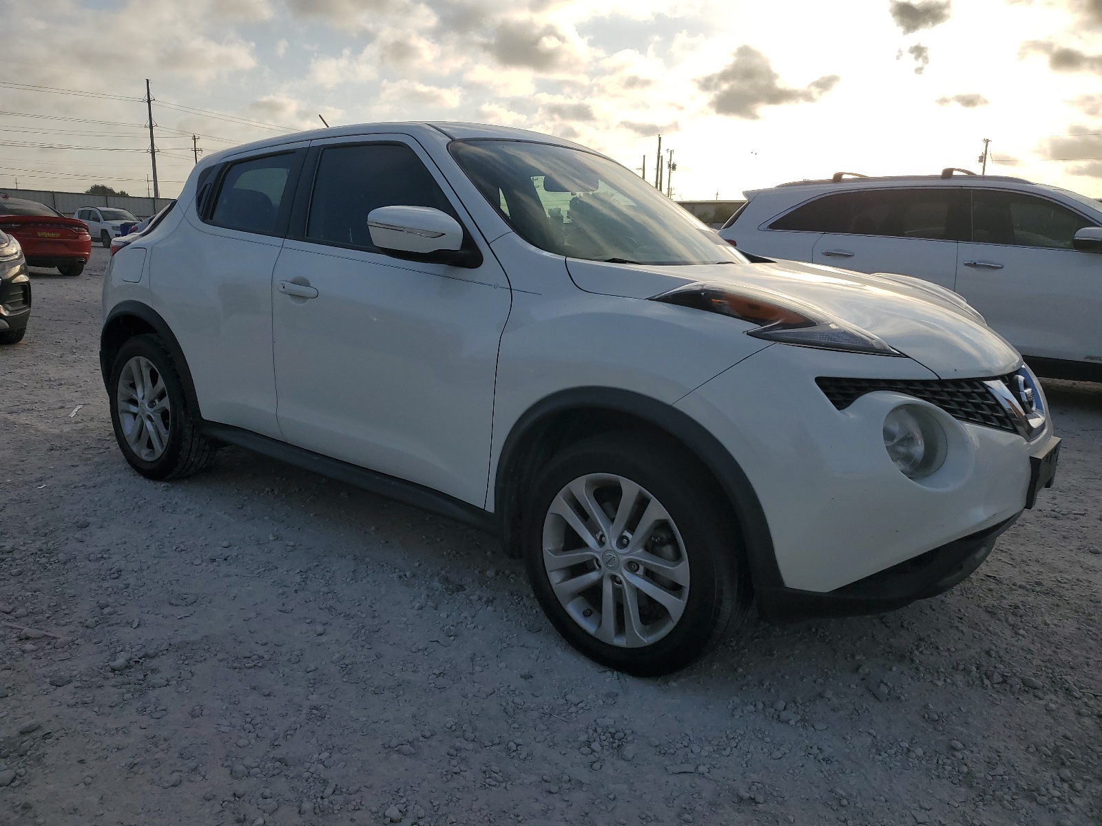 2015 Nissan Juke S vin: JN8AF5MR0FT503726