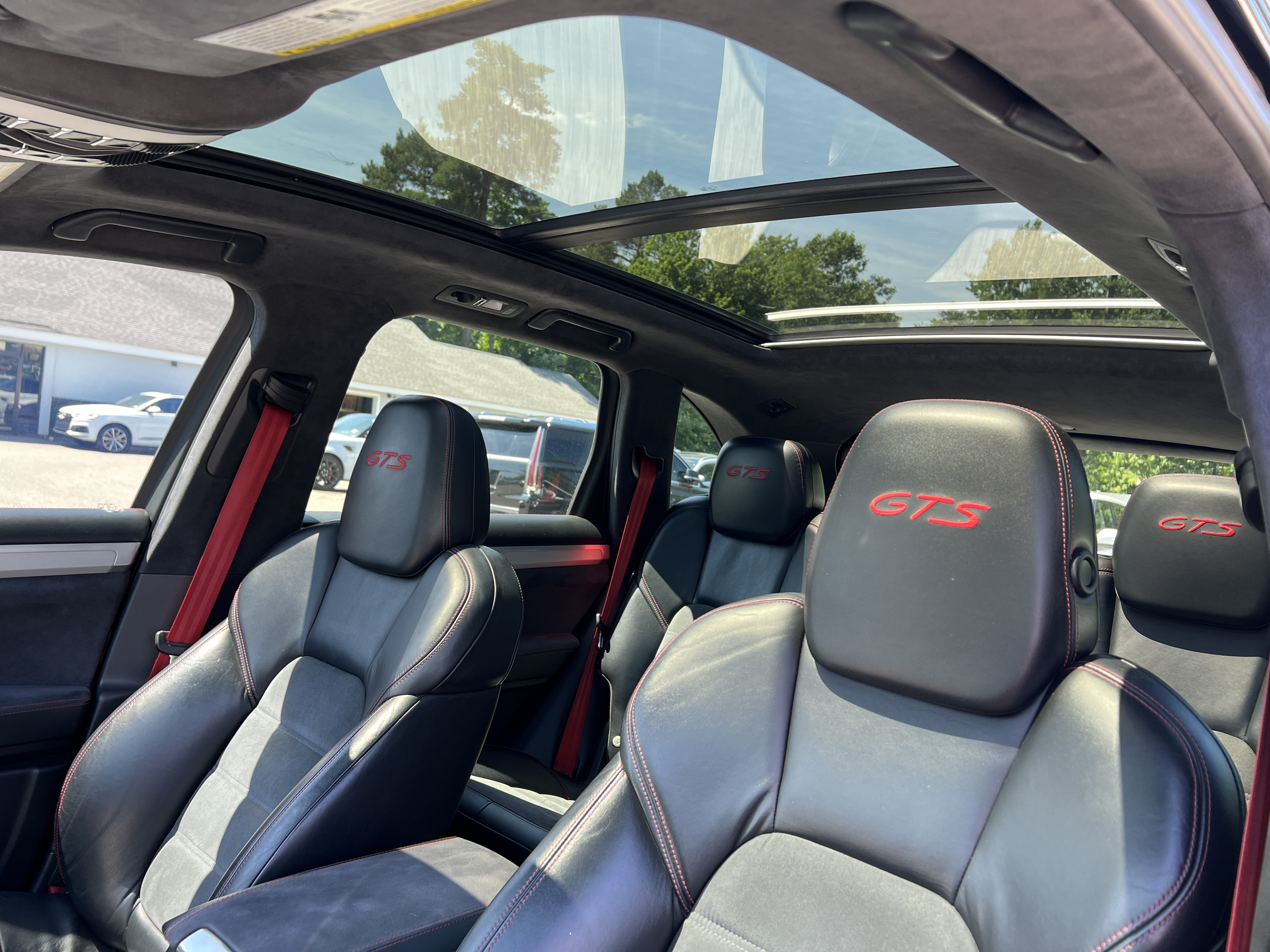 2014 Porsche Cayenne Gts vin: WP1AD2A27ELA75920