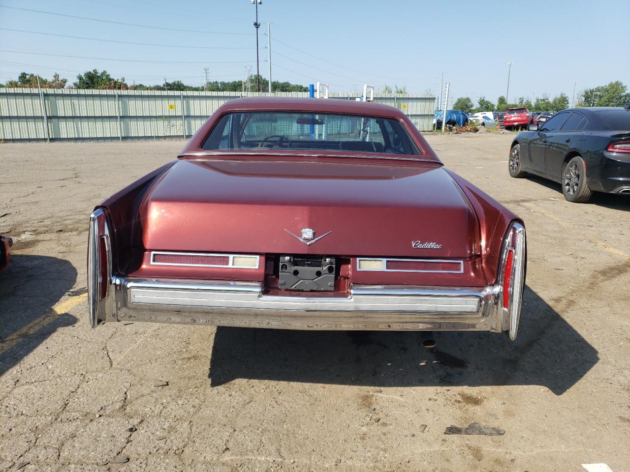 1976 Cadillac Deville VIN: 6D47S6Q157014 Lot: 64944954