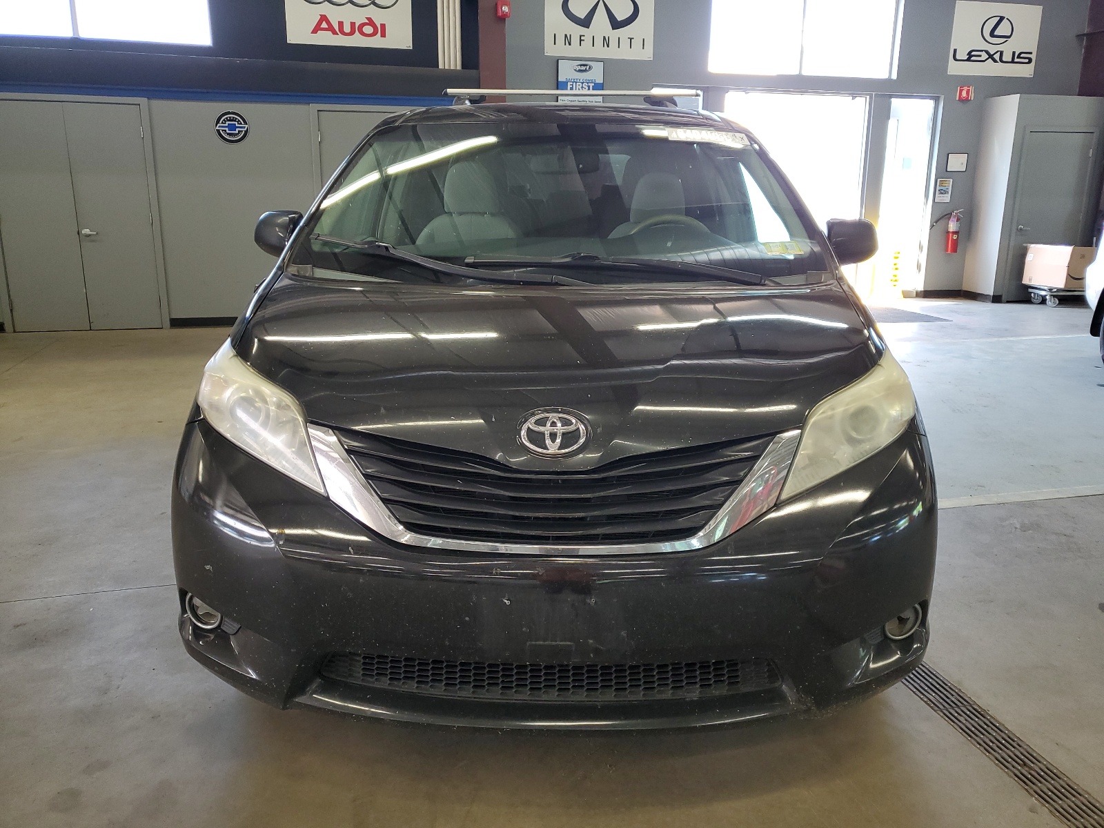 2012 Toyota Sienna Le vin: 5TDKK3DC7CS222173