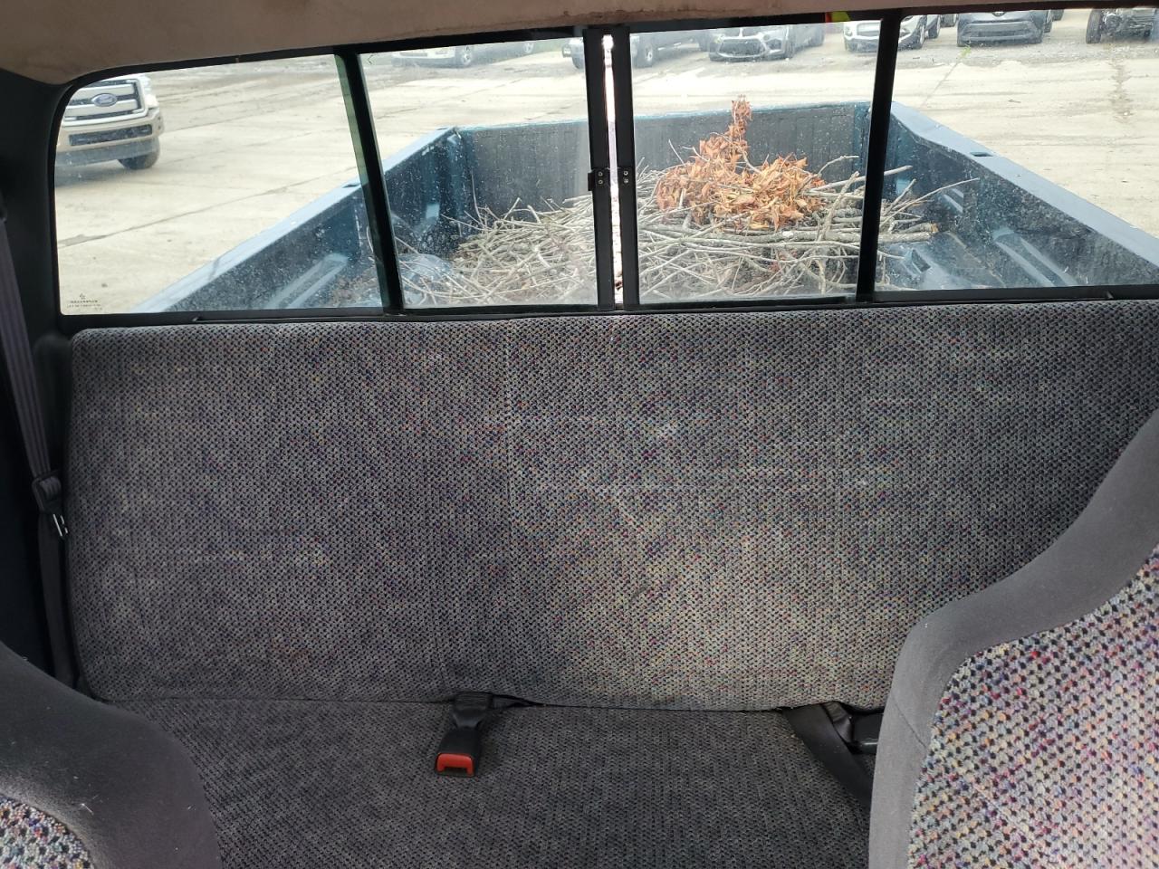 1999 Dodge Ram 2500 VIN: 3B7KF23Z7XG193315 Lot: 61721974