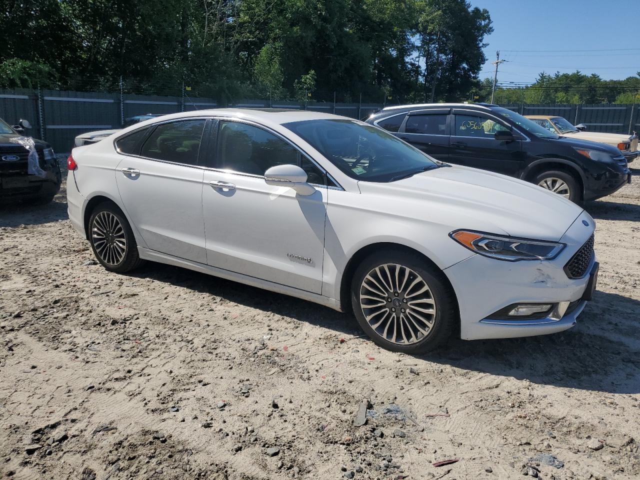 VIN 3FA6P0RU9HR388911 2017 FORD FUSION no.4