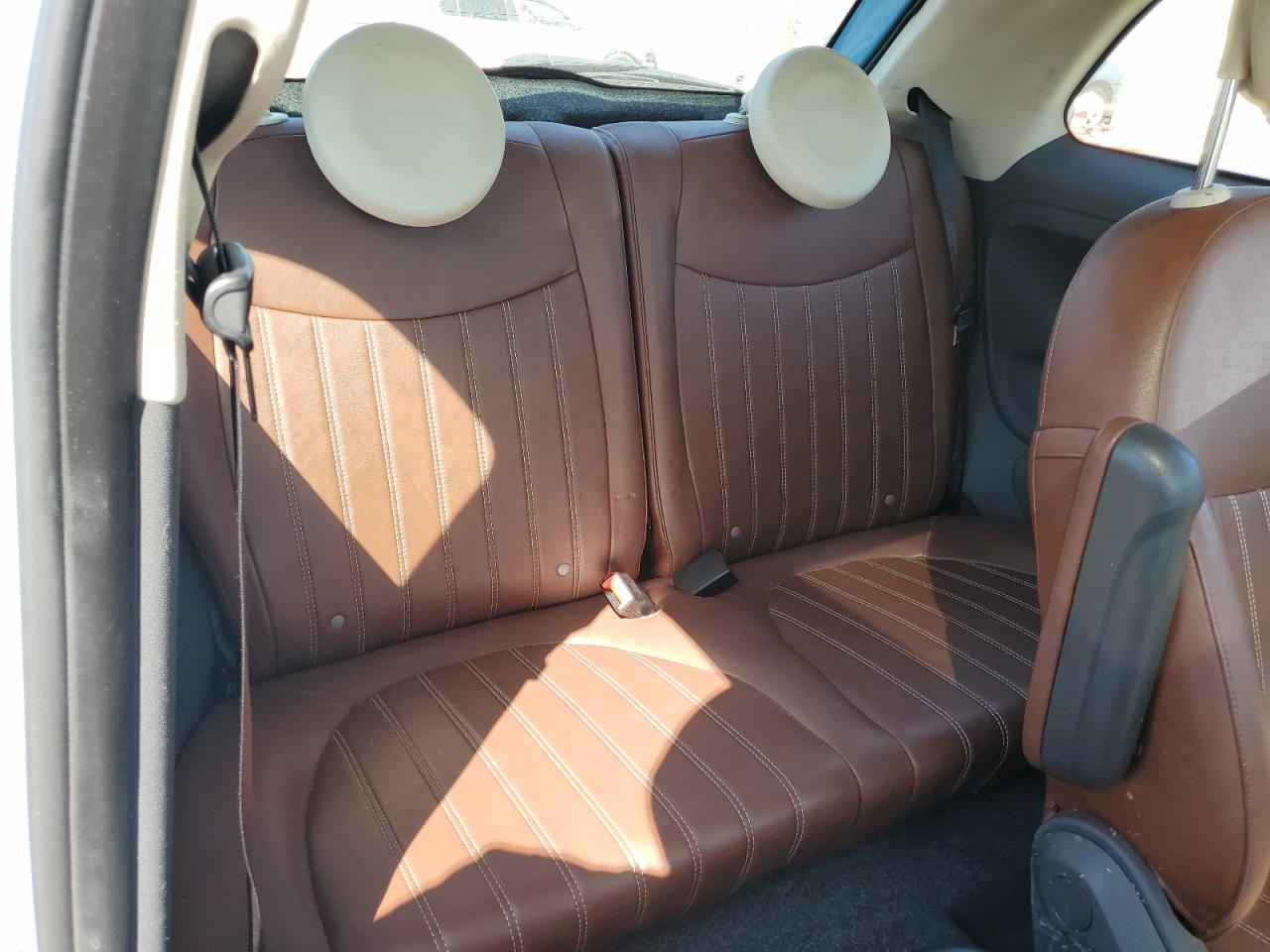 2015 Fiat 500 Lounge VIN: 3C3CFFCR5FT502740 Lot: 63292024