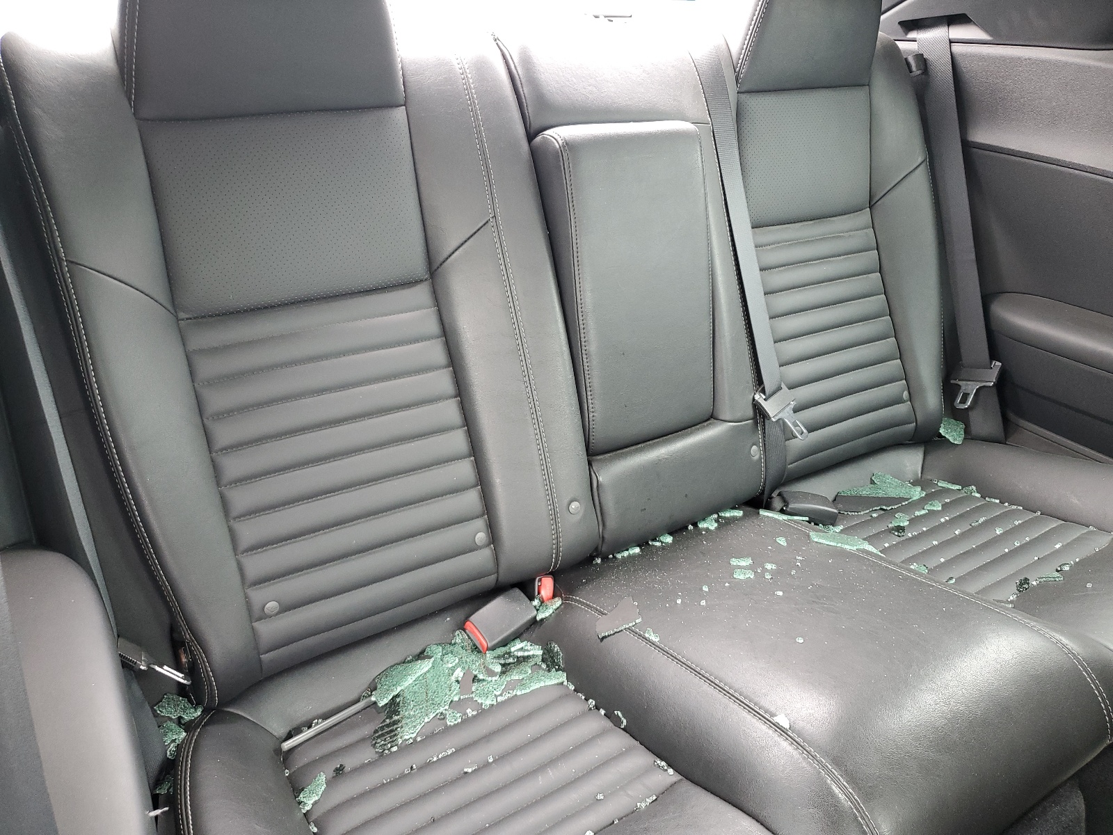 2B3CJ5DT0AH131004 2010 Dodge Challenger R/T